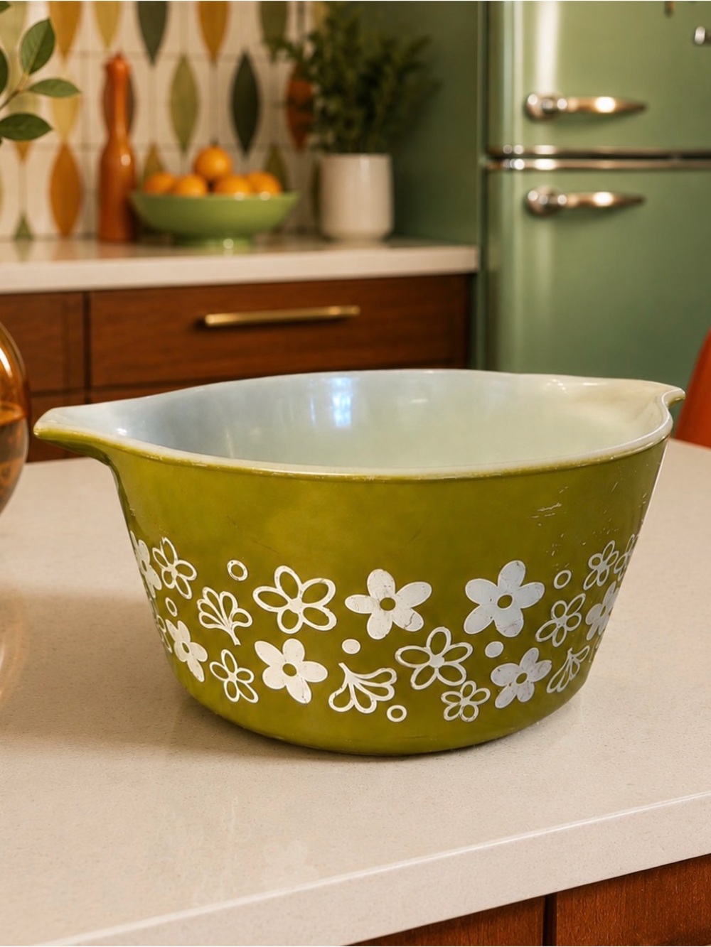 Pyrex Spring Blossom Crazy Daisy Green Floral Mixing Bowl Flower Pattern MCM
